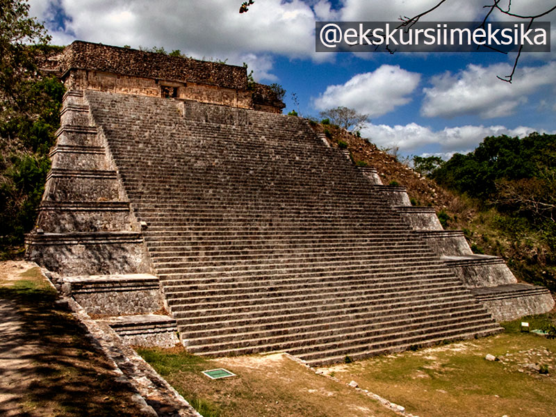 Пирамида Ушмаль Мексика
